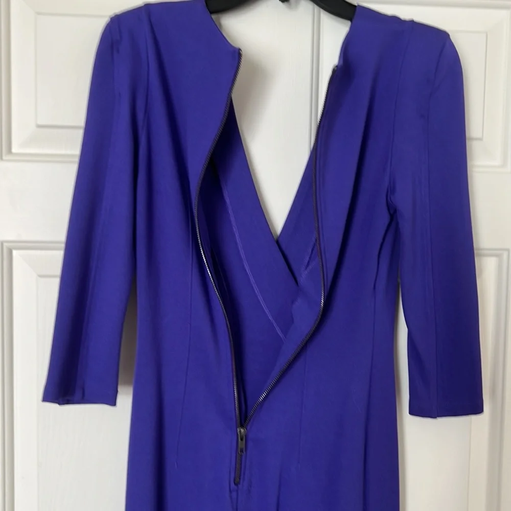Dress - Picture 3 of 3